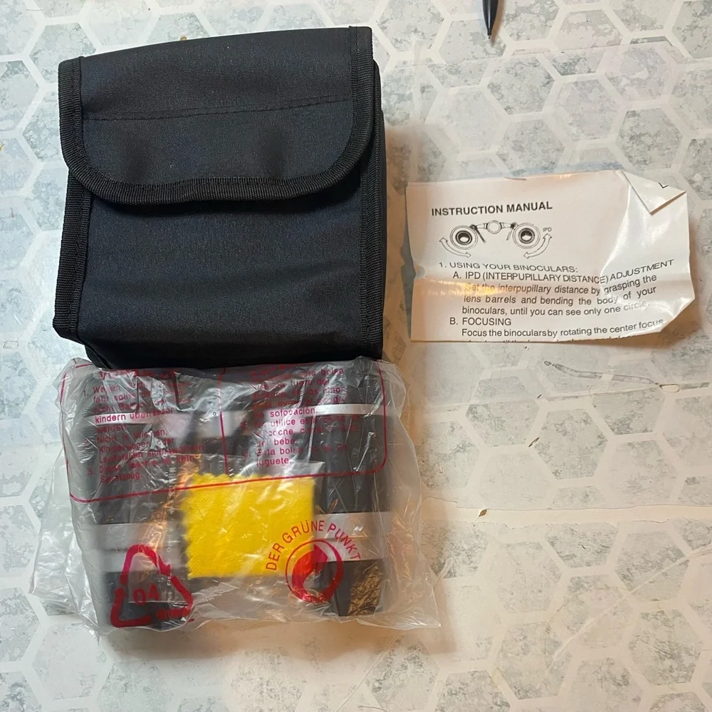 Target Binoculars - Black and Gray